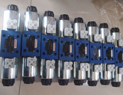 REXROTH液壓閥力士樂(lè)電磁閥比例閥單向閥  4WE10M3X/CG24N9K4/B08