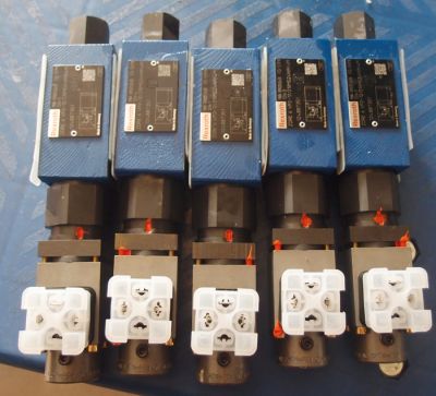 ZREXROTH液壓閥力士樂(lè)電磁閥減壓閥 DRE 10 VP2-1X/315XYMG24NK4M